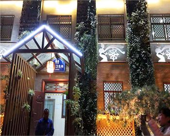 陜西西安紡織城美公廁整體亮化